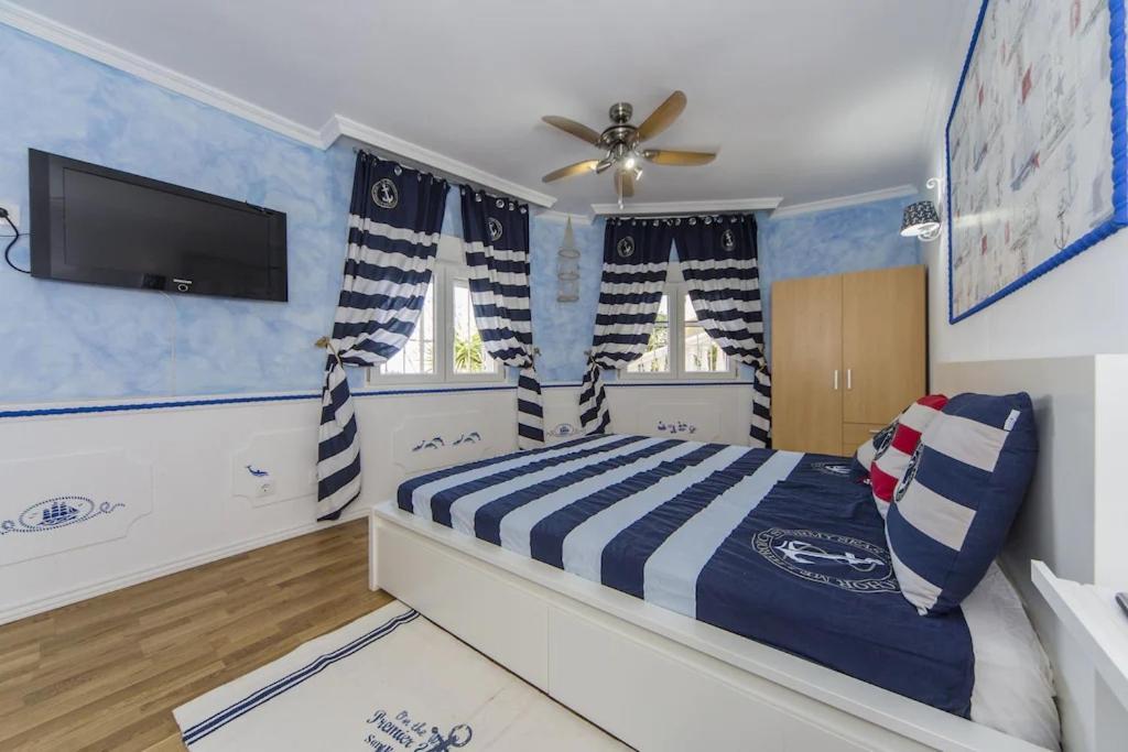 Villa Med Panoramautsikt Med Privat Pool I Calpe, Costa Blanca, Spanien Экстерьер фото